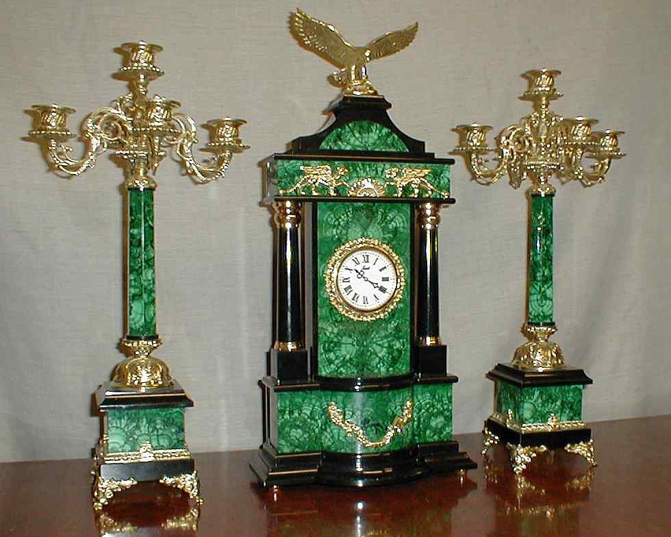 Каминный набор:   Часы с орлом, два пятирожковых канделябра.