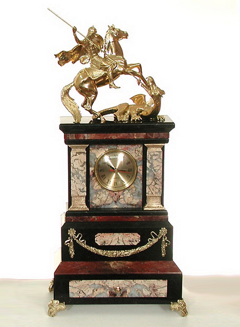 Часы каминные «Георгий Победоносец»  из бронзы и яшмы.