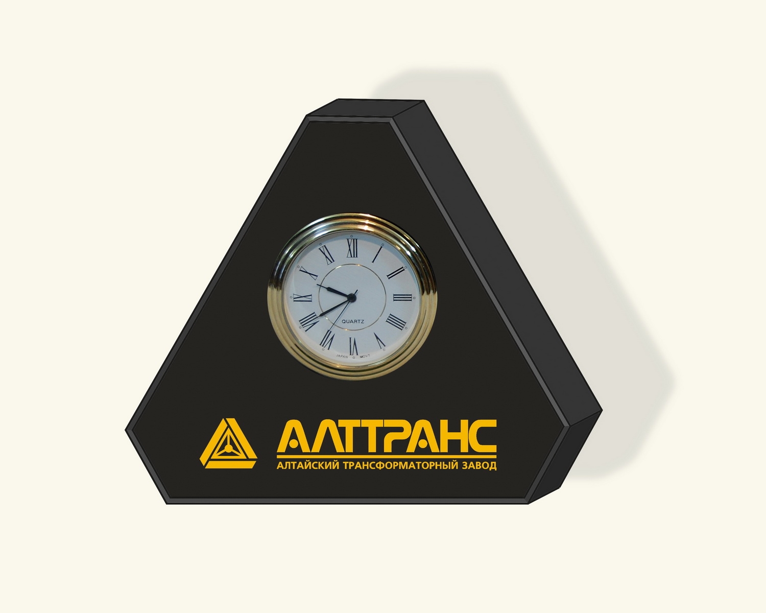 Сувенир часы с логотипом компании.